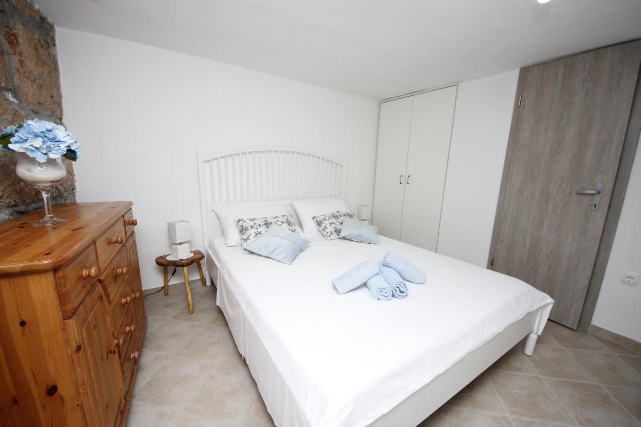 Dream Stonehouse Villa โปลยิตซา ภายนอก รูปภาพ